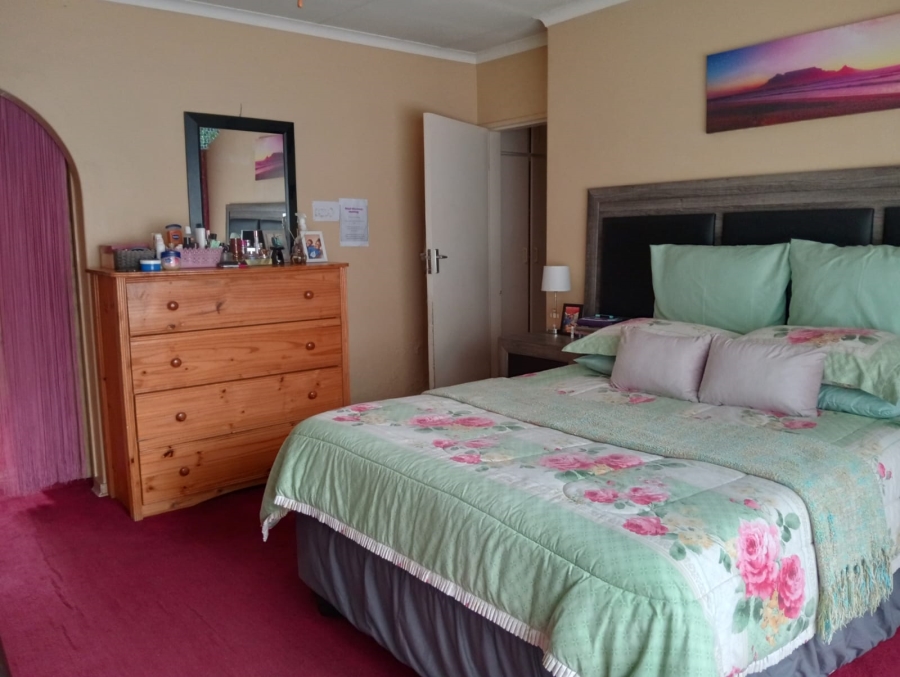 To Let 3 Bedroom Property for Rent in Bodorp North West